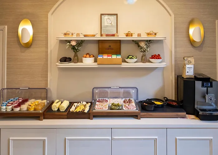 Hotel Residence Foch Parigi